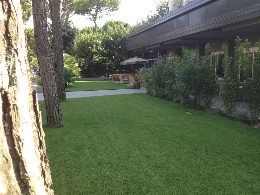 Hotel Parco Milano Marittima Exteriör bild