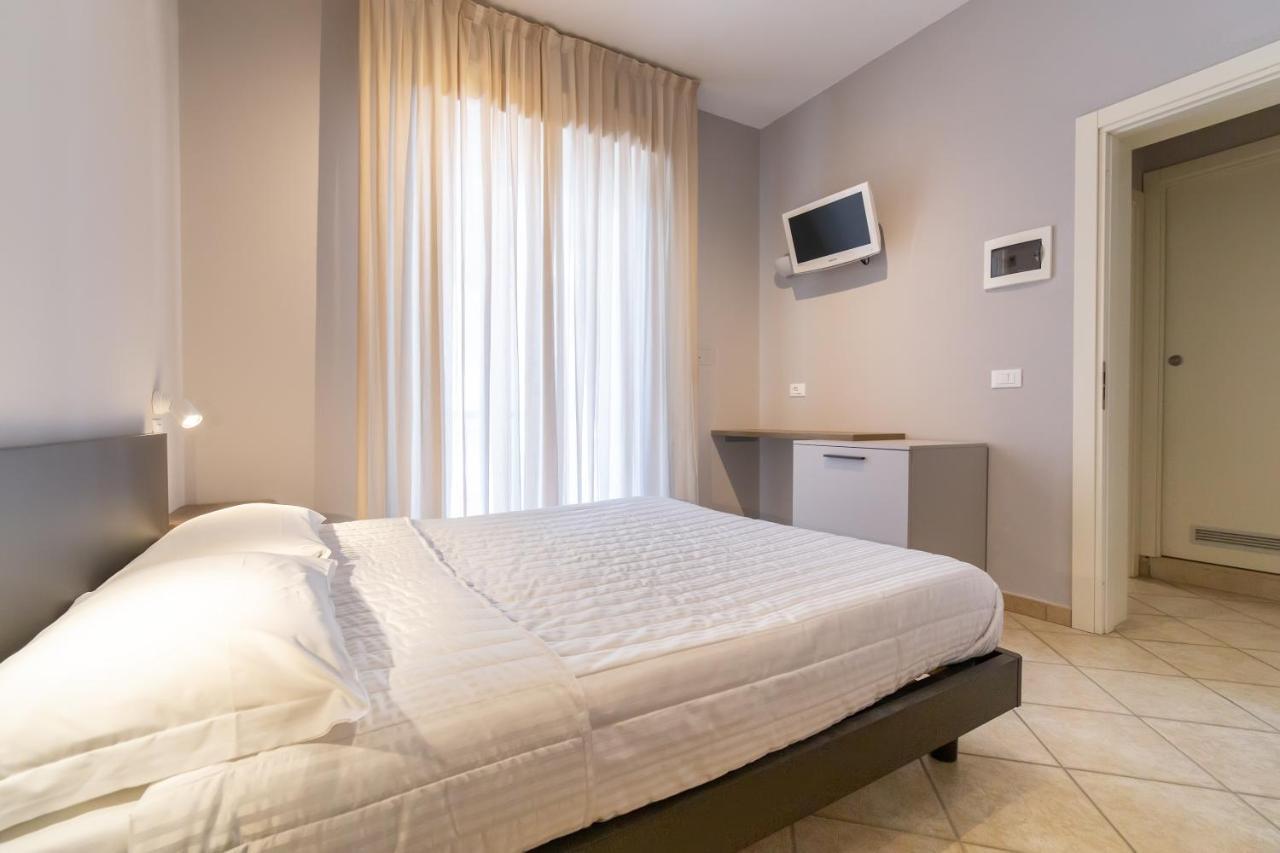 Hotel Parco Milano Marittima Exteriör bild
