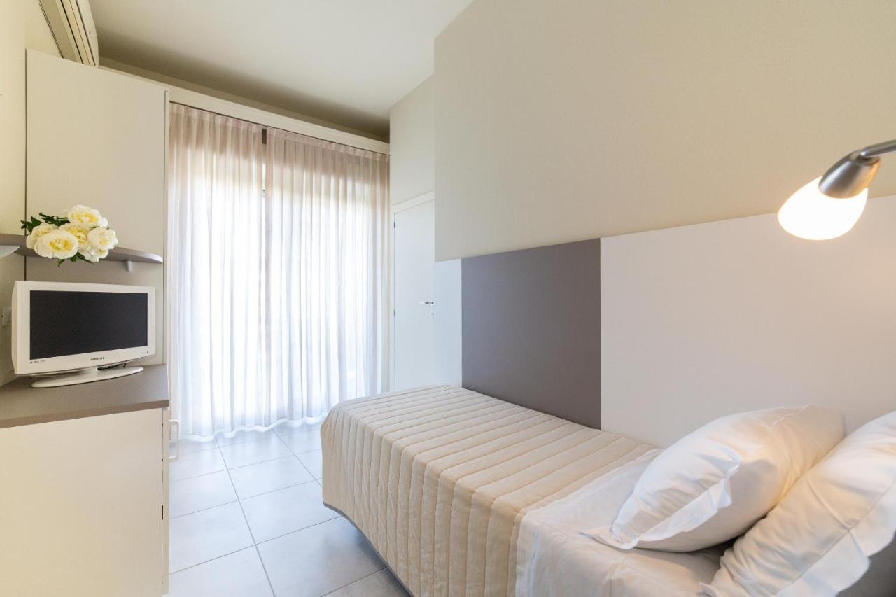 Hotel Parco Milano Marittima Exteriör bild